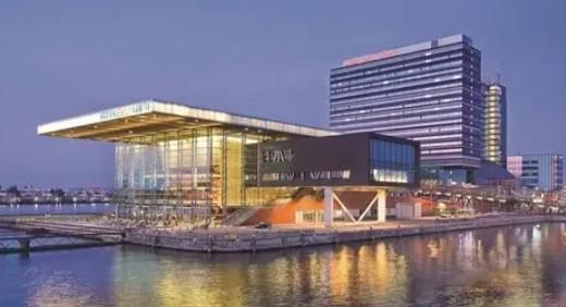Mövenpick Hotel Amsterdam City Centre, hôtel accessible