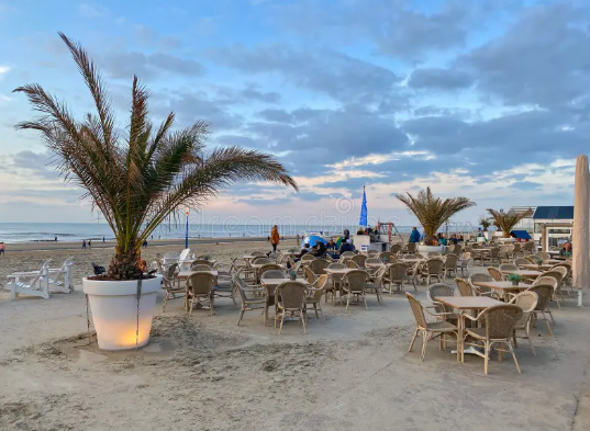 Zandvoort plage accessible PMR fauteuil roulant
